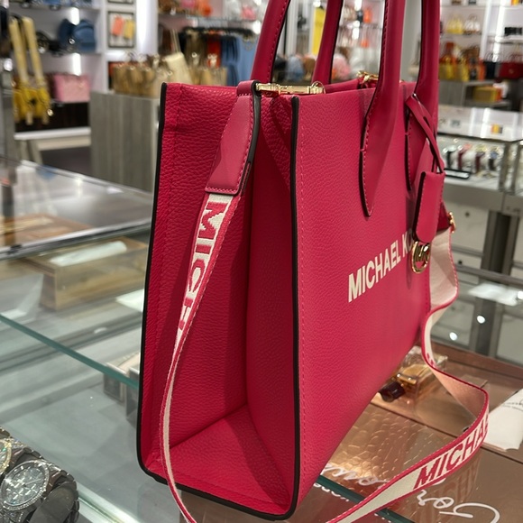 Michael Kors Mirella Medium East West Pebbled Leather Tote Shopper Bag MK EW
NWT - Picture 4 of 16